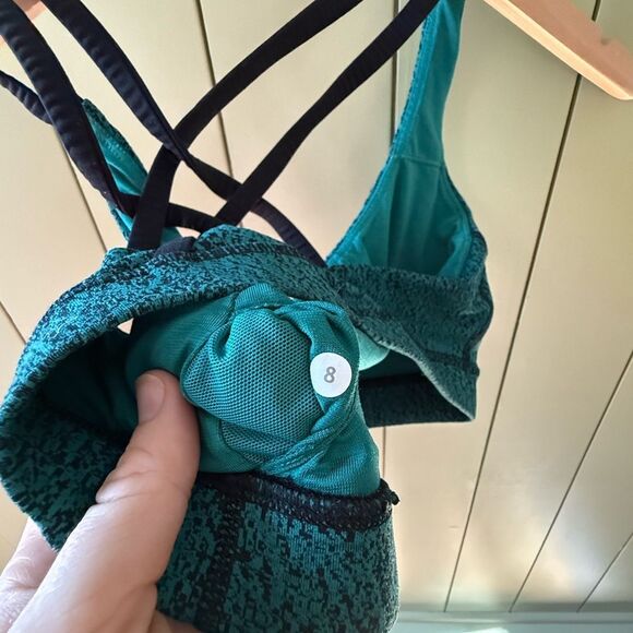 Lululemon Energy Bra in Power Luxtreme Spray Jacquard Hunter Green Black - Picture 4 of 5